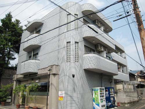 Kyoto Apartment of Maruyoshi